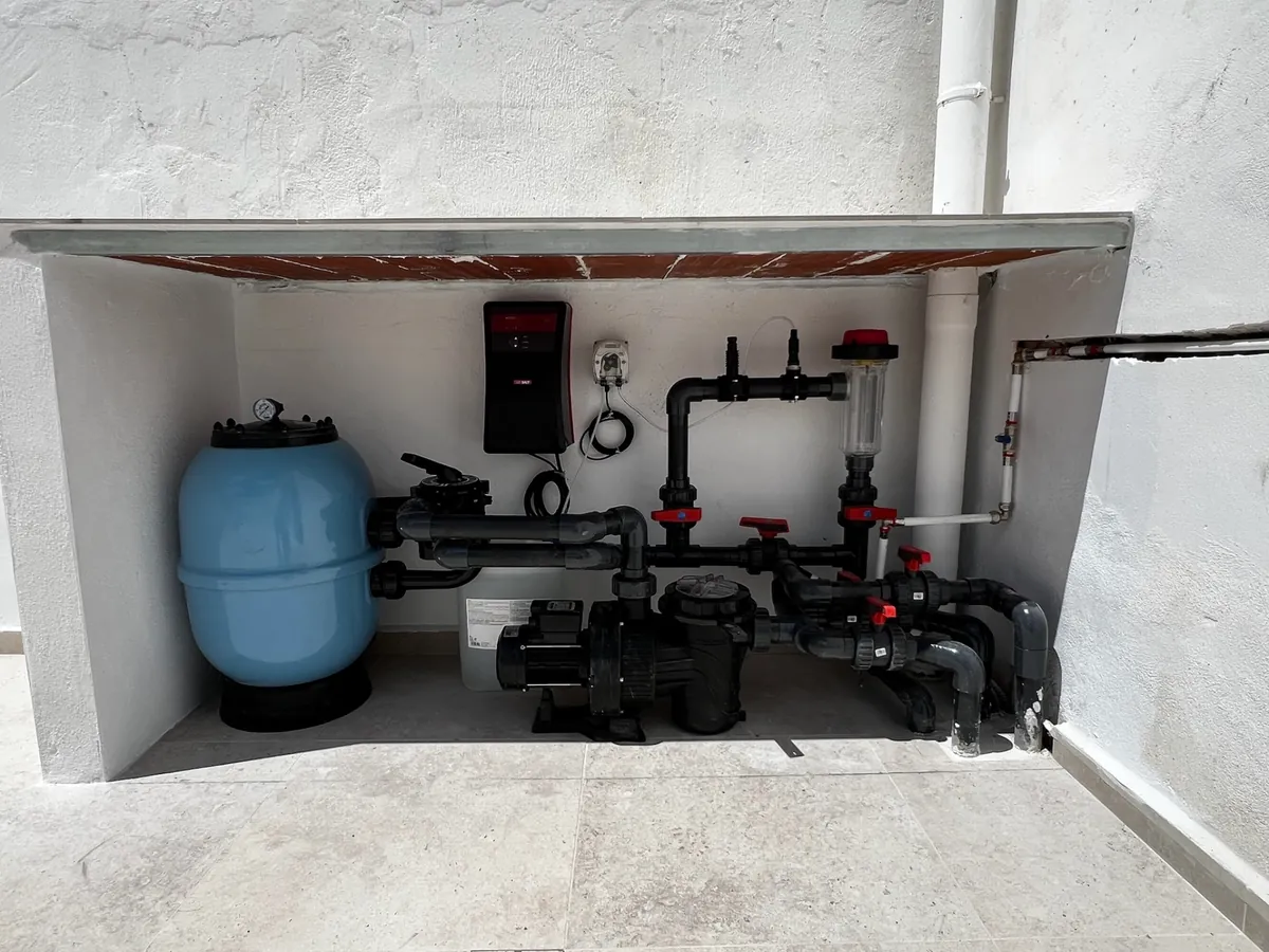 Sala técnica de piscina